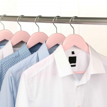 Set 5 umerase pentru haine, lemn, culoare roz
